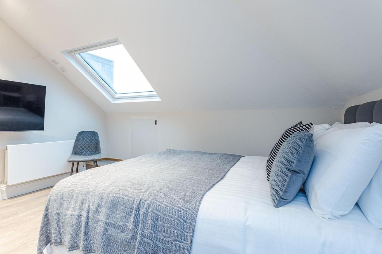 One-Bedroom Apartment with Double Sofa Bed
